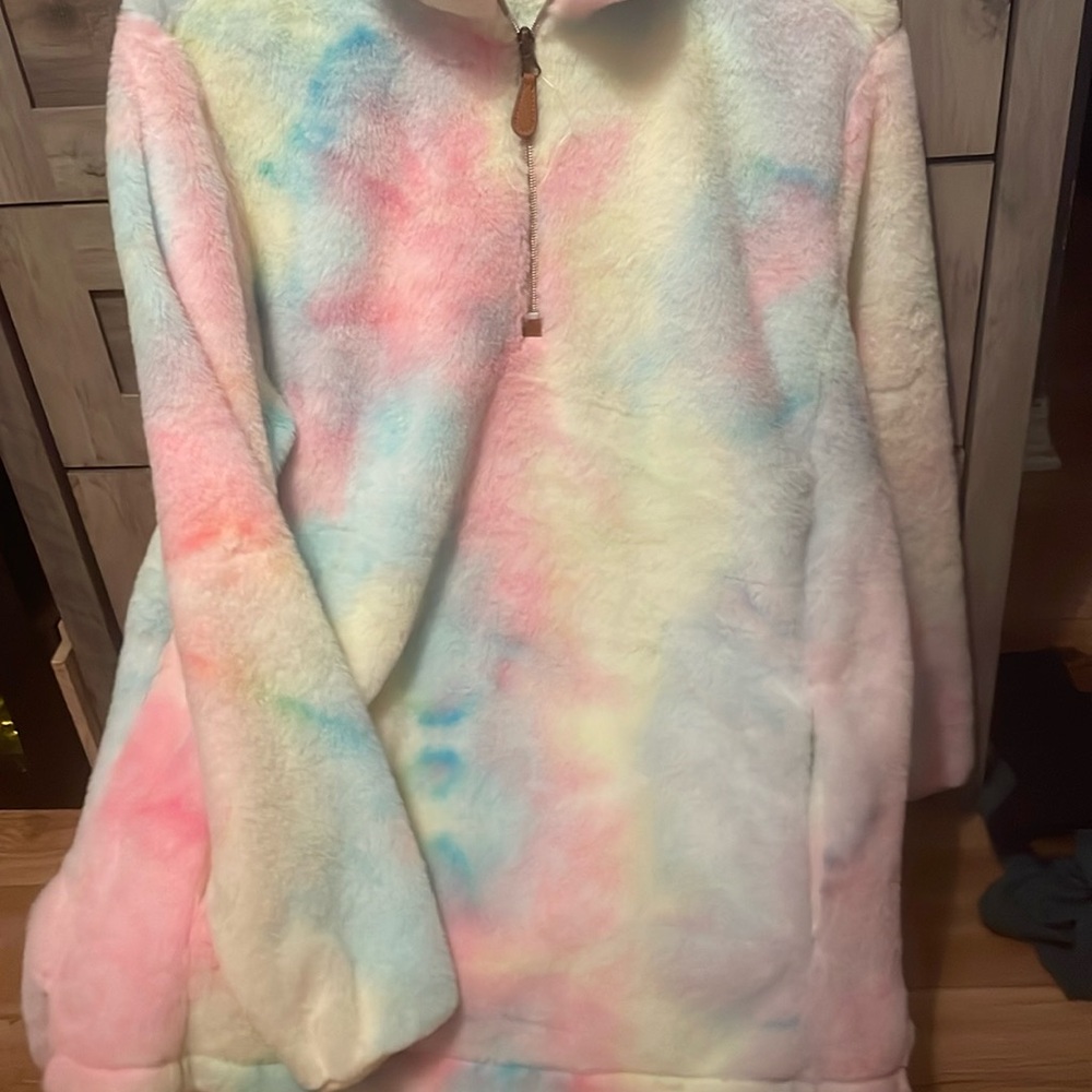 Jess Lea tie dyed pullover size M